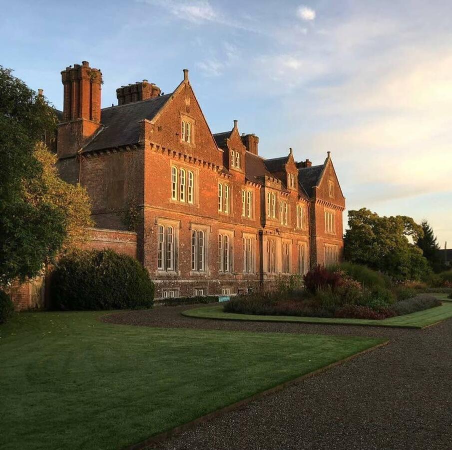 Mogue'S Cottage At Wells House & Gardens เว็กซ์ฟอร์ด ภายนอก รูปภาพ